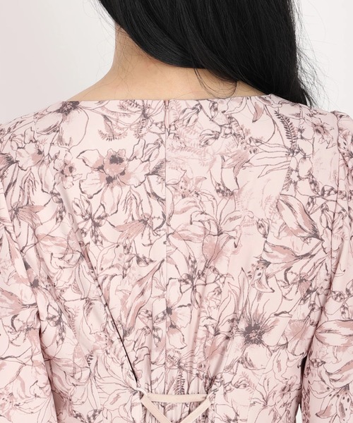 りり様 ストロベリーフィールズ 刺繍 ワンピース 