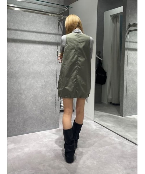 LAGUA GEM(ラグアジェム)の「SOLID POCKET ミニワンピース(ワンピース・レディース・ブラック/カーキ・SMALL/MEDIUM)」の16枚目の写真