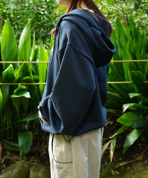 BROKEN BASE（ブロークンベース）の「裾ドローコードジップフーディー