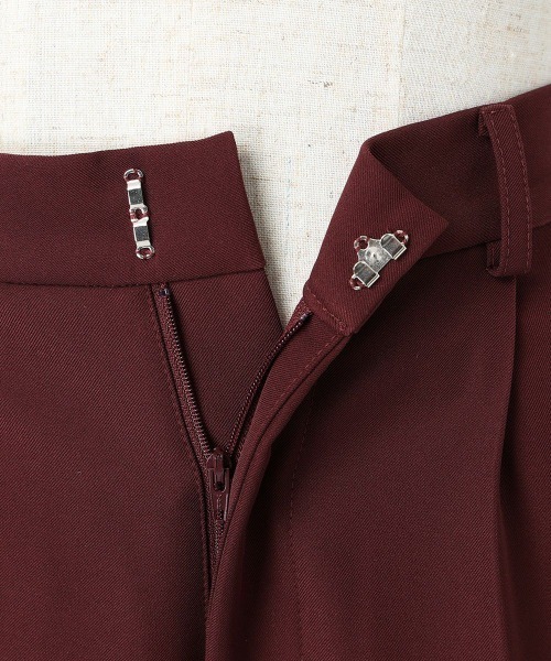 an another angelus（アンアナザーアンジェラス）の「【2サイズ展開】パール釦使いシガレットパンツ/ananotherangelus（その他パンツ・レディース・ブラウン系その他/ブラック・1/2）」の15枚目の写真