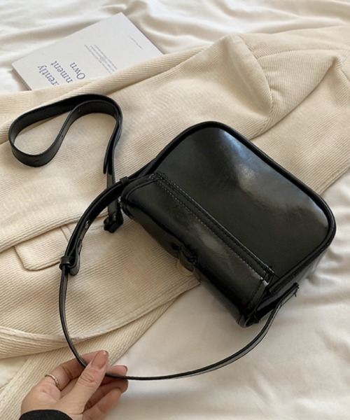 Ritzy（リッツィー）の「リボンデザイン ハンドバッグ（ハンドバッグ・レディース・ブラック/シルバー/レッド・FREE）」の14枚目の写真