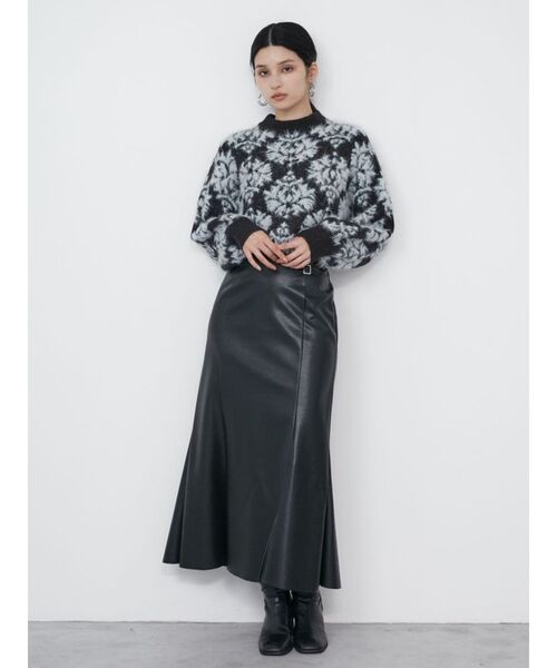 MURUA（ムルーア）の「フェイクレザーマーメイドスカート（スカート・レディース・ブラック/グレー・1/2）」の8枚目の写真