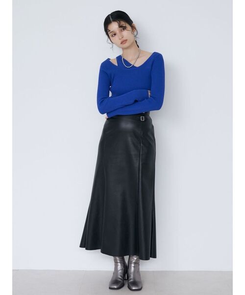 MURUA（ムルーア）の「フェイクレザーマーメイドスカート（スカート・レディース・ブラック/グレー・1/2）」の11枚目の写真