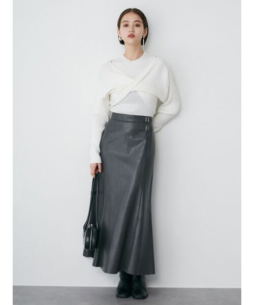 MURUA（ムルーア）の「フェイクレザーマーメイドスカート（スカート・レディース・ブラック/グレー・1/2）」の12枚目の写真