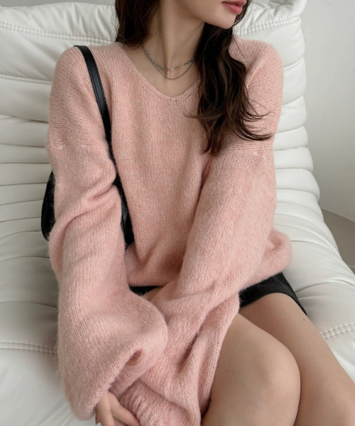 Ada.（エイダ）の「ふんわりタッチ メランジが可愛い  Vネック ゆるフワニット（ニット/セーター・レディース・ホワイト/ライトブルー/ベージュ/レッド/ピンク/ブラウン/グレー/ライトベージュ/グリーン/イエロー/ネイビー/キャメル・M/S/L）」の11枚目の写真