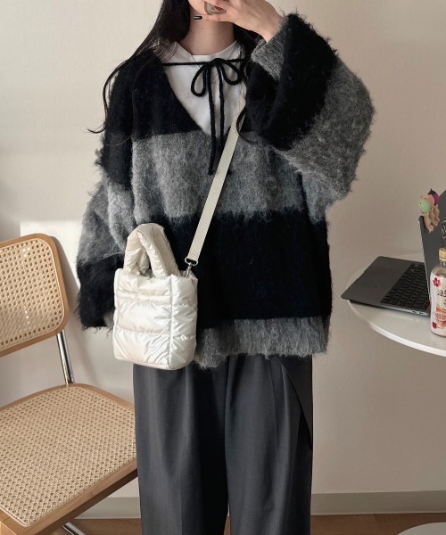 nemne store(ネンネストア)の「《Delfy》2wayパフィーミニバッグ(ショルダーバッグ・レディース・オフホワイト/グレー/ブラック/ブラウン・フリー)」の2枚目の写真
