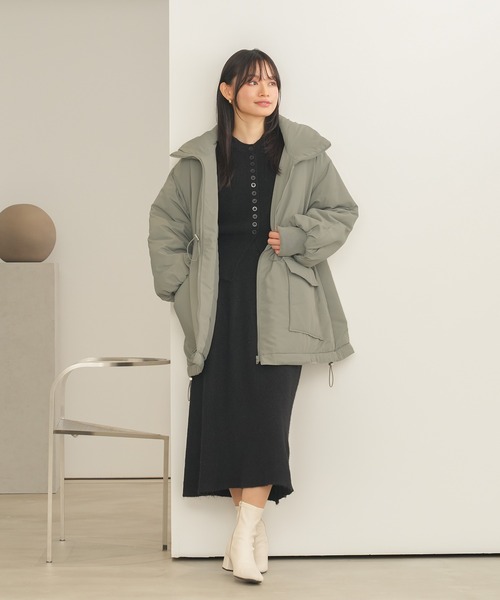 LOUISE ODIER(ルイーズオディール)の「ウエストドロストパッファーコート(その他アウター・レディース・ブラック/カーキ/アイボリー・MEDIUM)」の22枚目の写真