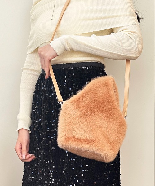 styiro(スタイロ)の「2wayファートートバッグ/ショルダー付き(ショルダーバッグ・レディース・ブラウン/ブラック/ベージュ/ホワイト/ワイン・FREE)」の22枚目の写真