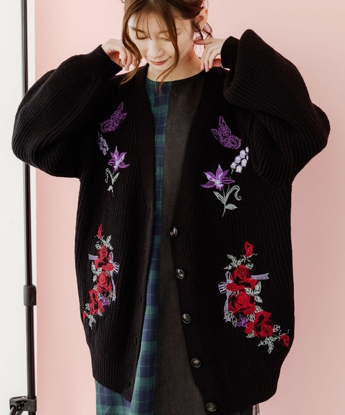 【セール】543257：花蝶刺繍 リブニットカーディガン（カーディガン/ボレロ）｜ScoLar（スカラー）