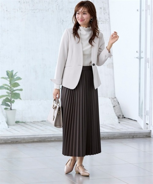 7days Life Styling（セブンデイズライフスタイリング）の「ポインテッドトゥＴストラップパンプスシューズ（ワイズ２Ｅ）（オフィス女子モニターコラボ）（パンプス・レディース・ブラック系その他/グレイッシュベージュ/ブラック・S/LL/L/M）」の14枚目の写真