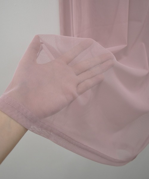 Reurie'(レウリィ)の「【ZOZO限定】ニュアンスオーバーシアートップス/nuance color over sheer top 長袖 クルーネック シースルー 透け感 シンプル カジュアル モード レイヤード 重ね着 日よけ 日差し対策 プール 水着(Tシャツ/カットソー・レディース・アイボリー/ライトグレー/ピンク・FREE)」の19枚目の写真