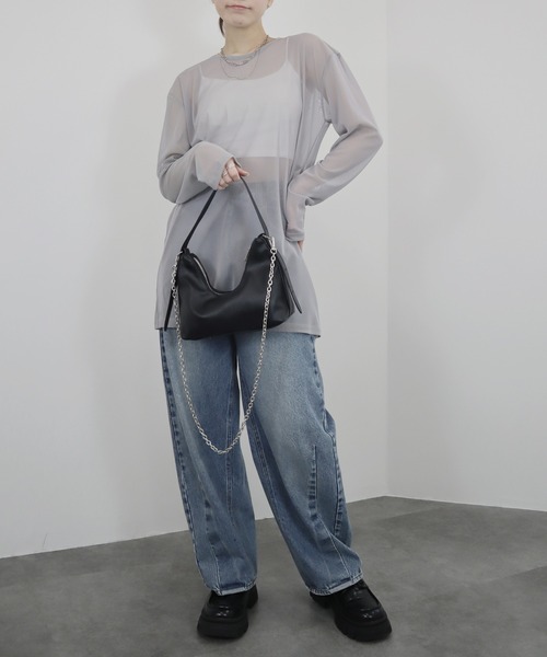 Reurie'(レウリィ)の「【ZOZO限定】ニュアンスオーバーシアートップス/nuance color over sheer top 長袖 クルーネック シースルー 透け感 シンプル カジュアル モード レイヤード 重ね着 日よけ 日差し対策 プール 水着(Tシャツ/カットソー・レディース・アイボリー/ライトグレー/ピンク・FREE)」の6枚目の写真