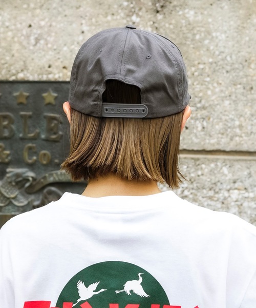 THRASHER（スラッシャー）の「TOY MACHINE SCRATCH SNAPBACK CAP/スラッシャーロゴプリントメッシュキャップ（キャップ・メンズ・ブラック/チャコールグレー・FREE）」の5枚目の写真