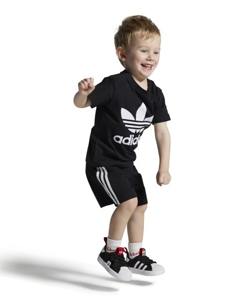 adidas（アディダス）の「adidas Originals adiFOM SUPERSTAR 360 X DISNEY PIXAR（アディダス オリジナルス Adifom SST 360 × ディズニー ピクサー）（ベビーシューズ/ベビーソックス・キッズ・ブラック系/レッド系・12.0cm/14.0cm/15.0cm/13.0cm/16.0cm）」の3枚目の写真