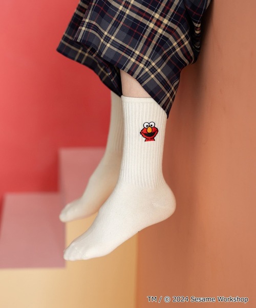 niko and...（ニコアンド）の「【SESAME STREET(セサミストリート)】コラボ 2Pセットソックス（ソックス/靴下・レディース・ブルー/イエロー/レッド・FREE）」の4枚目の写真