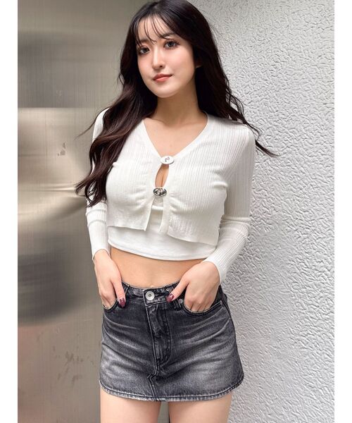 GYDA（ジェイダ）の「GDチャームニットカーディガン（カーディガン/ボレロ・レディース・スカイブルー/ブラック/オフホワイト・FREE）」の2枚目の写真