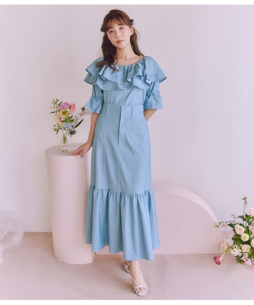 PEACH JOHN（ピーチジョン）の「ボリュームギャザーデニム風スカート（スカート・レディース・ネイビー/ライトブルー/ブルー・SMALL/MEDIUM）」の4枚目の写真