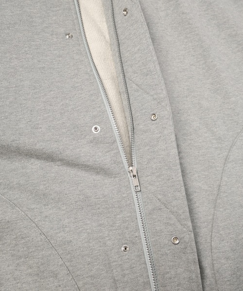 DISCOVERED（ディスカバード）の「B-7 SWEAT ZIP HOODIE（パーカー・メンズ・ブラック/グレー・3/1）」の10枚目の写真