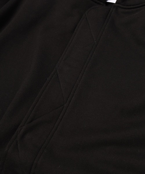 DISCOVERED（ディスカバード）の「B-7 SWEAT ZIP HOODIE（パーカー・メンズ・ブラック/グレー・3/1）」の17枚目の写真