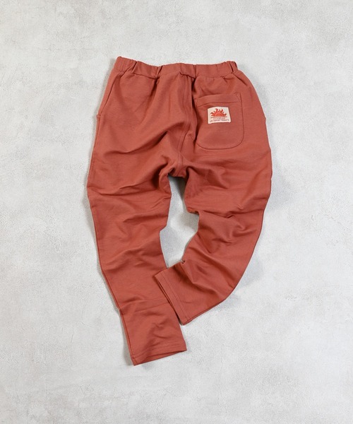 Life Support Products（ライフサポートプロダクツ）の「【26年春夏新色】【防汚加工】ストレッチパンツ（スウェットパンツ・キッズ・マスタード/ラベンダー/オレンジ/ライトグリーン/杢グレー/ターコイズブルー/ブラック/ライトブルー/カーキ/チャコール/ライトピンク/テラコッタ/パープル/ライトブラウン/レッド/グリーン/ネイビー・80/90/95/100/110/120/130）」の5枚目の写真