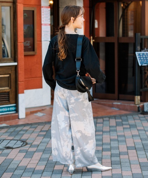 Bou Jeloud（ブージュルード）の「シャイニーパンツ（その他パンツ・レディース・グレー/ブラウン・38）」の15枚目の写真