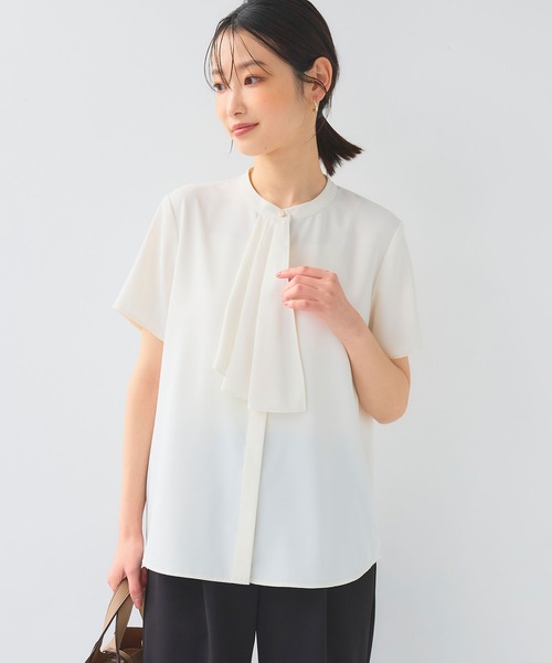 CROSS FUNCTION(クロスファンクション)の「《シワになりにくい》正解シルキードライラッフル半袖ブラウス【CF/クロスファンクション】(シャツ/ブラウス・レディース・ライラック/オフホワイト/ライトグレー・L/M/LL)」の6枚目の写真
