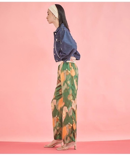 Settimissimo（セッティミッシモ）の「アート風プリント サテン ルーズ パンツ（その他パンツ・レディース・グリーン/ピンク・FREE）」の15枚目の写真
