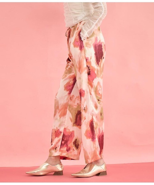 Settimissimo（セッティミッシモ）の「アート風プリント サテン ルーズ パンツ（その他パンツ・レディース・グリーン/ピンク・FREE）」の12枚目の写真