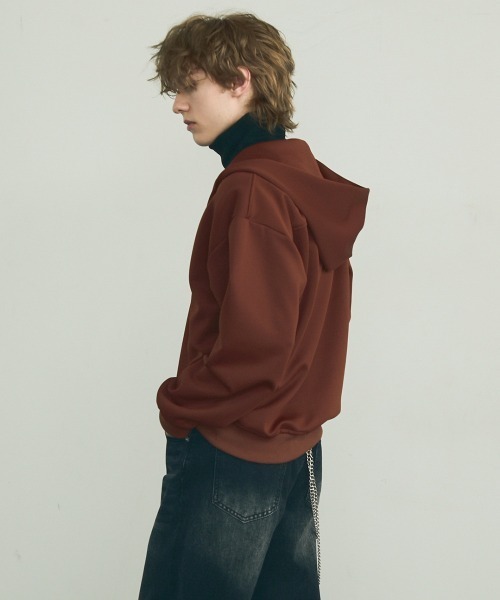 Shoowtime(ショウタイム)の「High neck oversized pullover hoodie / ハイネックオーバーサイズプルオーバーパーカー(パーカー・メンズ・ブラウン・MEDIUM/LARGE/X-LARGE)」の7枚目の写真