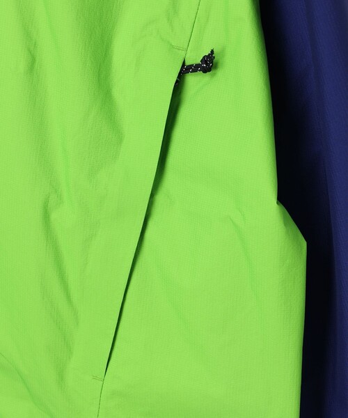 Columbia(コロンビア)の「防水 Columbia/セントリリアム ジャケット マウンテンパーカー ベンチレーション/コロンビア(ナイロンジャケット・メンズ・ベージュ/グリーン/ブラック/ネイビー・XS/XL/S/L/M)」の11枚目の写真