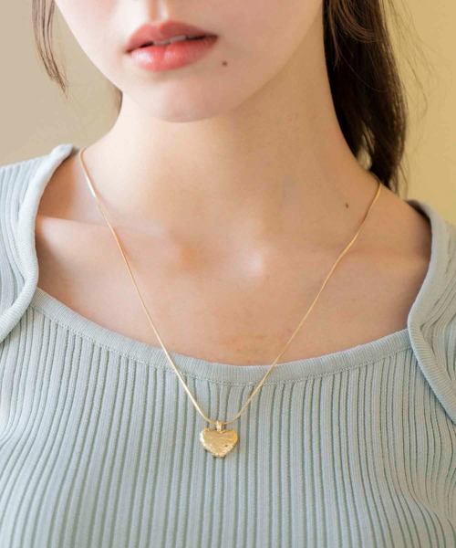 NOELA（ノエラ）の「ハートモチーフネックレス（ネックレス・レディース・シルバー/ゴールド・フリー）」の2枚目の写真