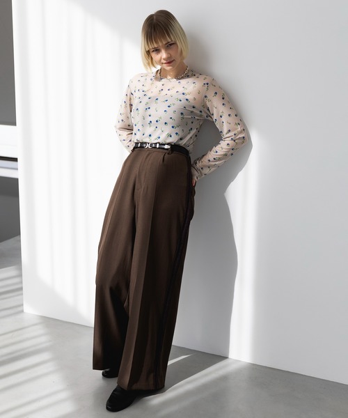 MAISON BREEZE reveur(メゾンブリーズレヴール)の「【MAISON BREEZE reveur】crew neck printed sheer tops クルーネックプリントシアートップス(Tシャツ/カットソー・レディース・ベージュ/ベージュ系その他2/ブラック系その他2/ブラック・FREE)」の7枚目の写真