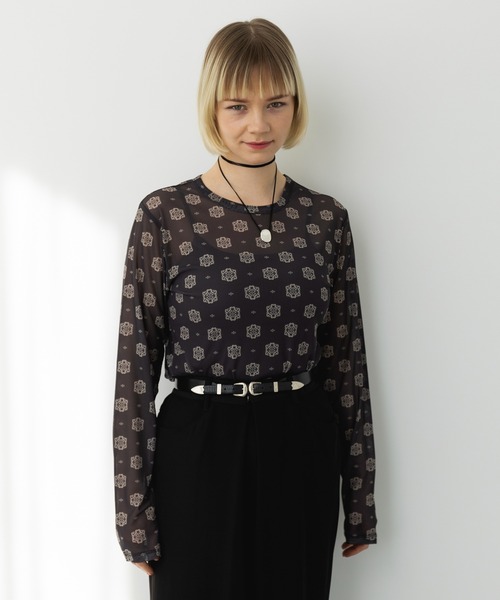 MAISON BREEZE reveur(メゾンブリーズレヴール)の「【MAISON BREEZE reveur】crew neck printed sheer tops クルーネックプリントシアートップス(Tシャツ/カットソー・レディース・ベージュ/ベージュ系その他2/ブラック系その他2/ブラック・FREE)」の17枚目の写真