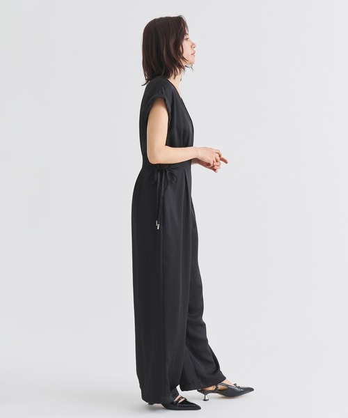 louren(ローレン )の「《ZOZOTOWN限定》【Louren/ローレン】side hole combinaison/サイドホールコンビネゾン/オールインワン(つなぎ/オールインワン・レディース・アイボリー/ブラック・SMALL/MEDIUM)」の6枚目の写真
