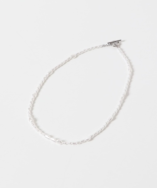 URBAN RESEARCH ROSSO WOMEN（アーバンリサーチ　ロッソ）の「ショートランダムパールネックレス（ネックレス・レディース・ホワイト・FREE）」の2枚目の写真