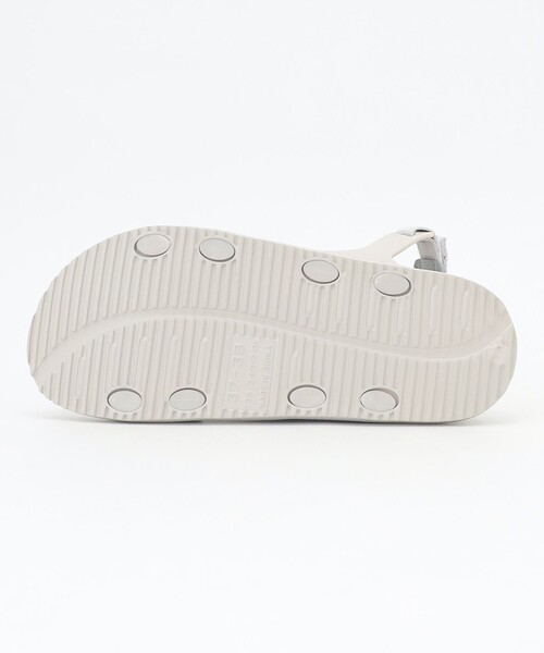 J.PRESS YORK STREET(ジェイプレスヨークストリート)の「【UNISEX】EVAERストラップ サンダル(サンダル・メンズ・ライトグレー系/ブラック系・SMALL/MEDIUM/LARGE/LL)」の8枚目の写真