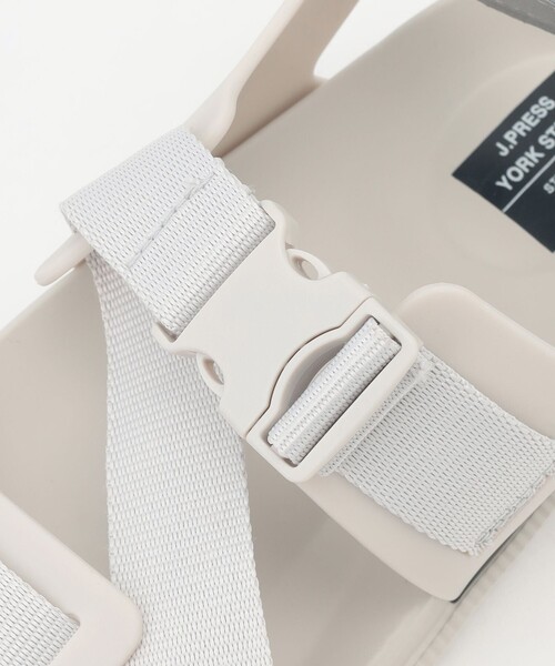 J.PRESS YORK STREET(ジェイプレスヨークストリート)の「【UNISEX】EVAERストラップ サンダル(サンダル・メンズ・ライトグレー系/ブラック系・SMALL/MEDIUM/LARGE/LL)」の4枚目の写真