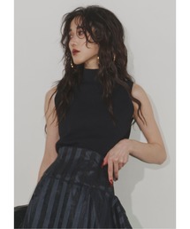 Chris TROIS.（クリストロワ）の「Sleeveless knit top（ニット/セーター）」