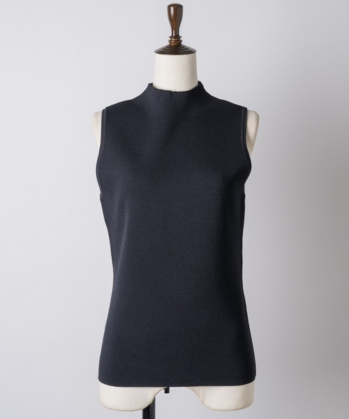 Chris TROIS.(クリストロワ)の「Sleeveless knit top(ニット/セーター・レディース・ブラック×ホワイト/ブラック・FREE)」の13枚目の写真