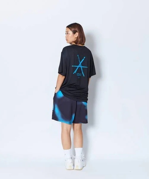 AKTR（アクター）の「AKTR BORDERLESS 5.5-INCH SHRT WD PNTS（アクター ボーダーレス 5.5インチ ショーツ ワイドパンツ）（その他パンツ・メンズ・ブルー/オレンジ・MEDIUM/LARGE/X-LARGE/XX-LARGE）」の2枚目の写真