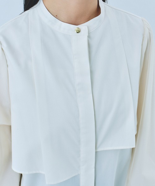 UNITED TOKYO（ユナイテッドトウキョウ）の「【残りわずか！】アシメ袖チュールブラウス｜ウォッシャブル/オケージョン/抗ピリング/オフィスカジュアル/秋服/冬服（シャツ/ブラウス・レディース・アイボリー・FREE）」の5枚目の写真