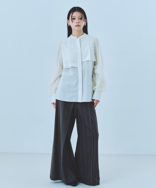 UNITED TOKYO（ユナイテッドトウキョウ）の「【残りわずか！】アシメ袖チュールブラウス｜ウォッシャブル/オケージョン/抗ピリング/オフィスカジュアル/秋服/冬服（シャツ/ブラウス・レディース・アイボリー・FREE）」の11枚目の写真