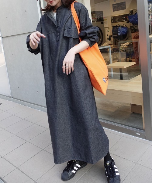 CORNERS by KR（コーナーズバイケーアール）の「【CORNERS by KR】デニムヘンリーネックワンピース（ワンピース・レディース・インディゴブルー/ブルー/ライトブルー/ブラック・L/M）」の17枚目の写真