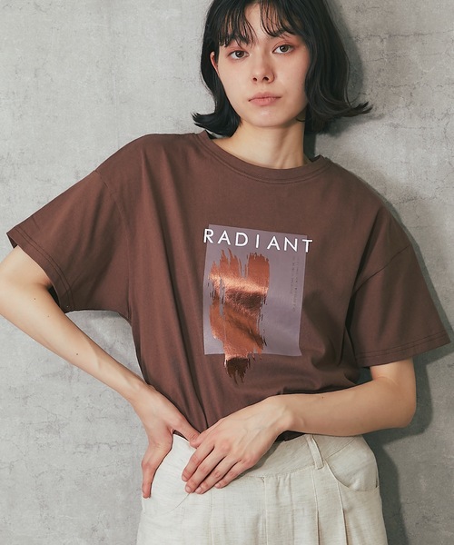 セール】メタリック箔プリントTシャツ（Tシャツ/カットソー