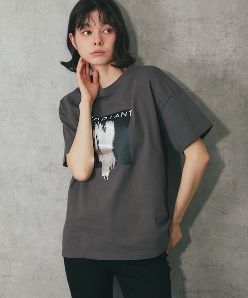 【掲載削除可能性あり】 SHITARA 顔プリントTシャツダークグレー Sサイズ セール】メタリック箔プリントTシャツ（Tシャツ/カットソー