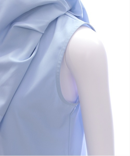 CLEAR BASIC（クリアベーシック）の「ダブルケープ配色ブラウス[オフィスカジュアル 着回し抜群 大人]≪SS新作≫（シャツ/ブラウス・レディース・ネイビー/オフホワイト/サックスブルー・F）」の9枚目の写真