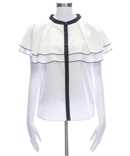 CLEAR BASIC（クリアベーシック）の「ダブルケープ配色ブラウス[オフィスカジュアル 着回し抜群 大人]≪SS新作≫（シャツ/ブラウス・レディース・ネイビー/オフホワイト/サックスブルー・F）」の4枚目の写真