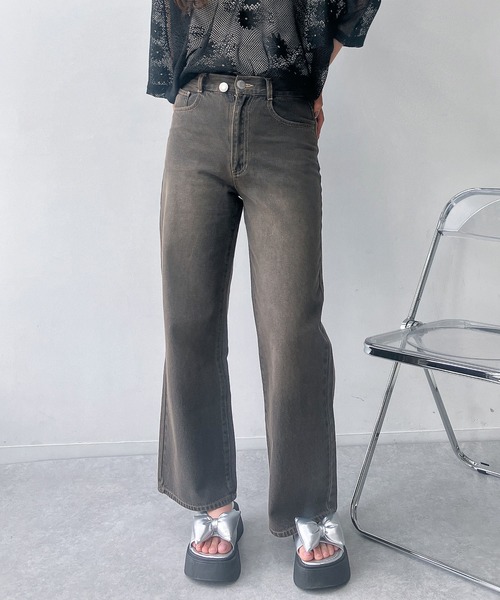 AS KNOW AS plus（アズノゥアズプラス）の「●ダブルボタンアレンジ ワイドストレートデニムパンツ（デニムパンツ・レディース・ブラック系その他/ブラック系/ブルー系その他/サックスブルー系・FREE）」の22枚目の写真