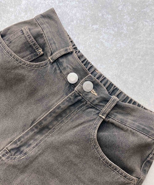 AS KNOW AS plus（アズノゥアズプラス）の「●ダブルボタンアレンジ ワイドストレートデニムパンツ（デニムパンツ・レディース・ブラック系その他/ブラック系/ブルー系その他/サックスブルー系・FREE）」の19枚目の写真
