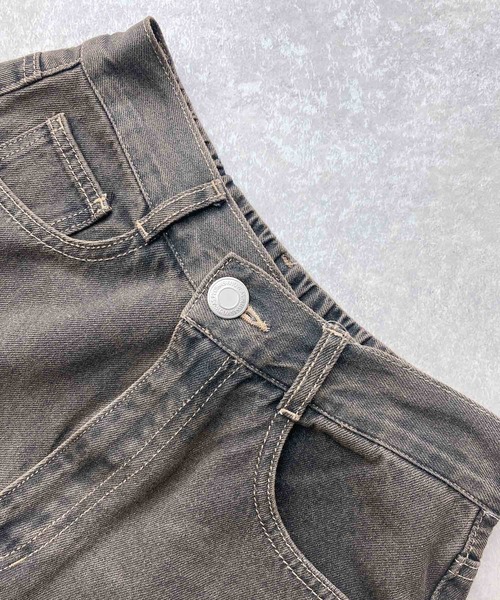 AS KNOW AS plus（アズノゥアズプラス）の「●ダブルボタンアレンジ ワイドストレートデニムパンツ（デニムパンツ・レディース・ブラック系その他/ブラック系/ブルー系その他/サックスブルー系・FREE）」の18枚目の写真